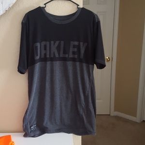 Oakley t-shirt mens